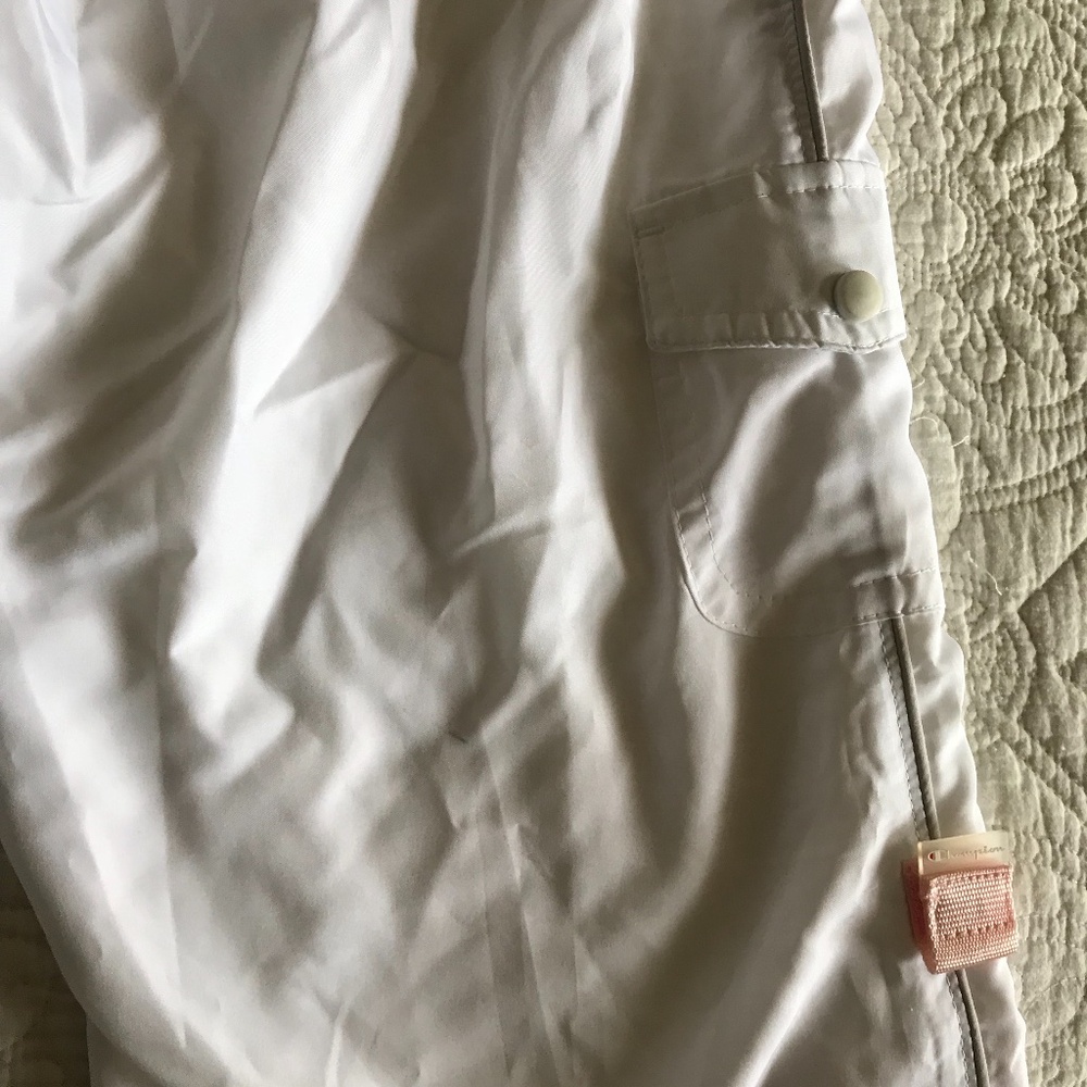 Classic Champion Capri Pants - size Large - Picture 7 of 9